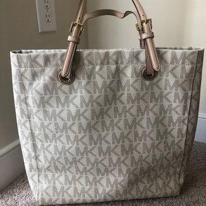 Michael Kors Bag Jet Set Travel Authentic